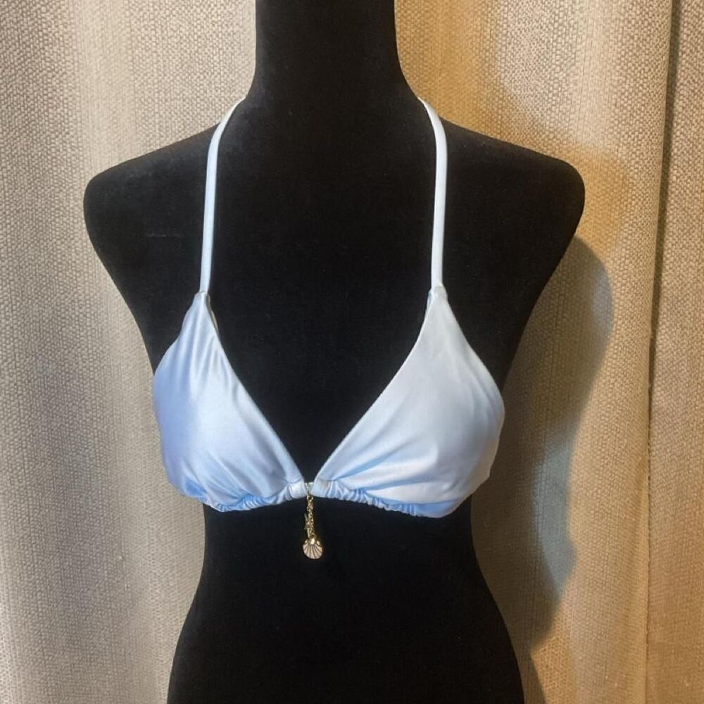 Wild-fable Women's Blue and White Bikini-and-tankini-tops‎